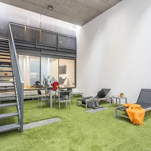 My Space Brand New In Center Barcelone